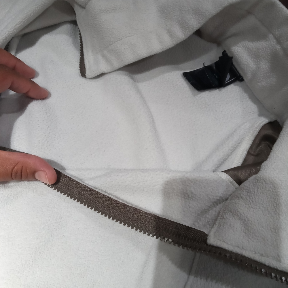 The NorthFace Fuzzy white Jacket|Coat - Picture 5 of 5